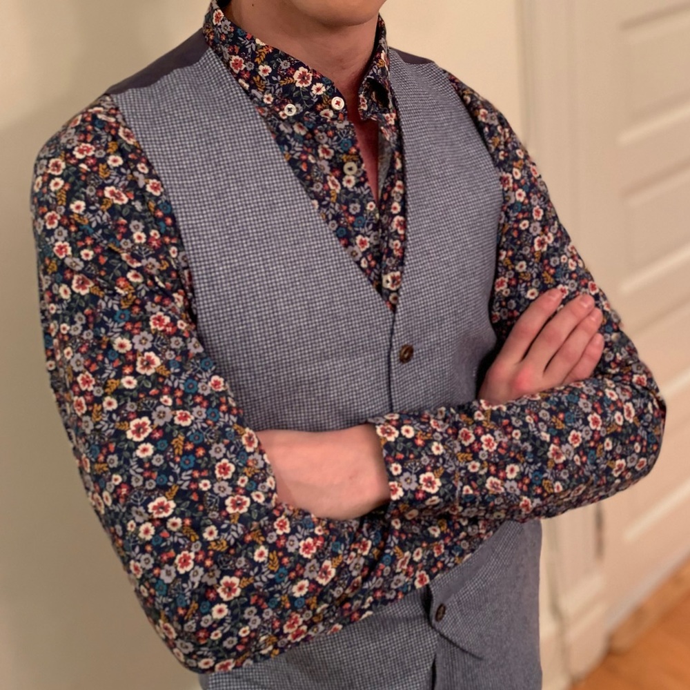 Zara men’s floral button down shirt.